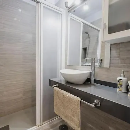 With Balcony And Swimming Pool Апартаменты *
