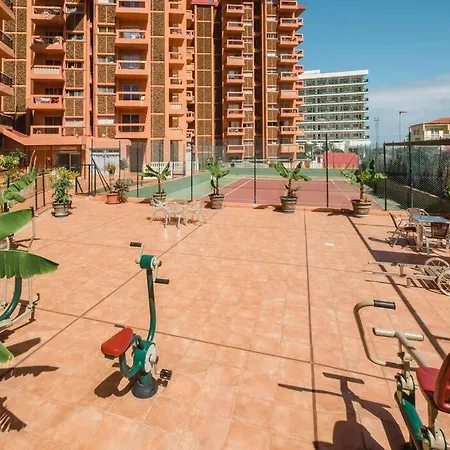 With Balcony And Swimming Pool Апартаменты *